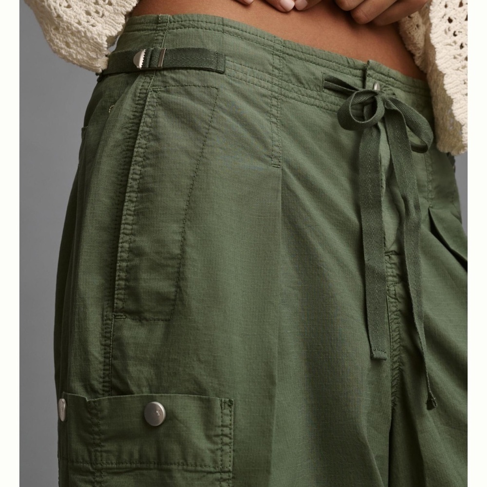 Anthropologie Olive Wide Leg Cargo Pants - Picture 4 of 14